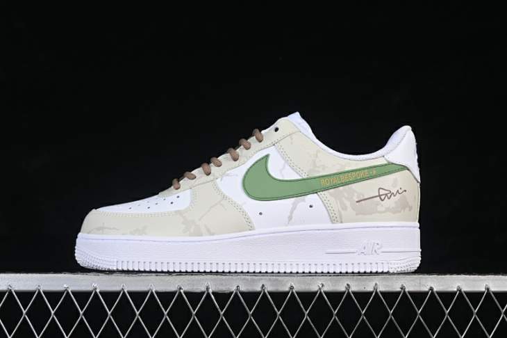 Picture of Air Force 1 _SKUfw22078465079441920fw